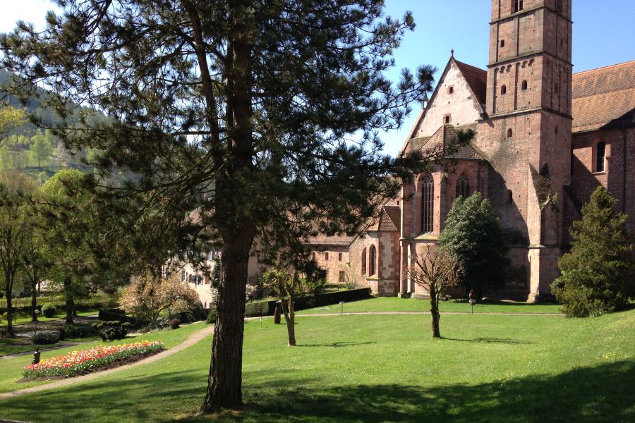 Natur um das Kloster Alpirsbach nahe der Ferienwohnung Schwarzwald mieten